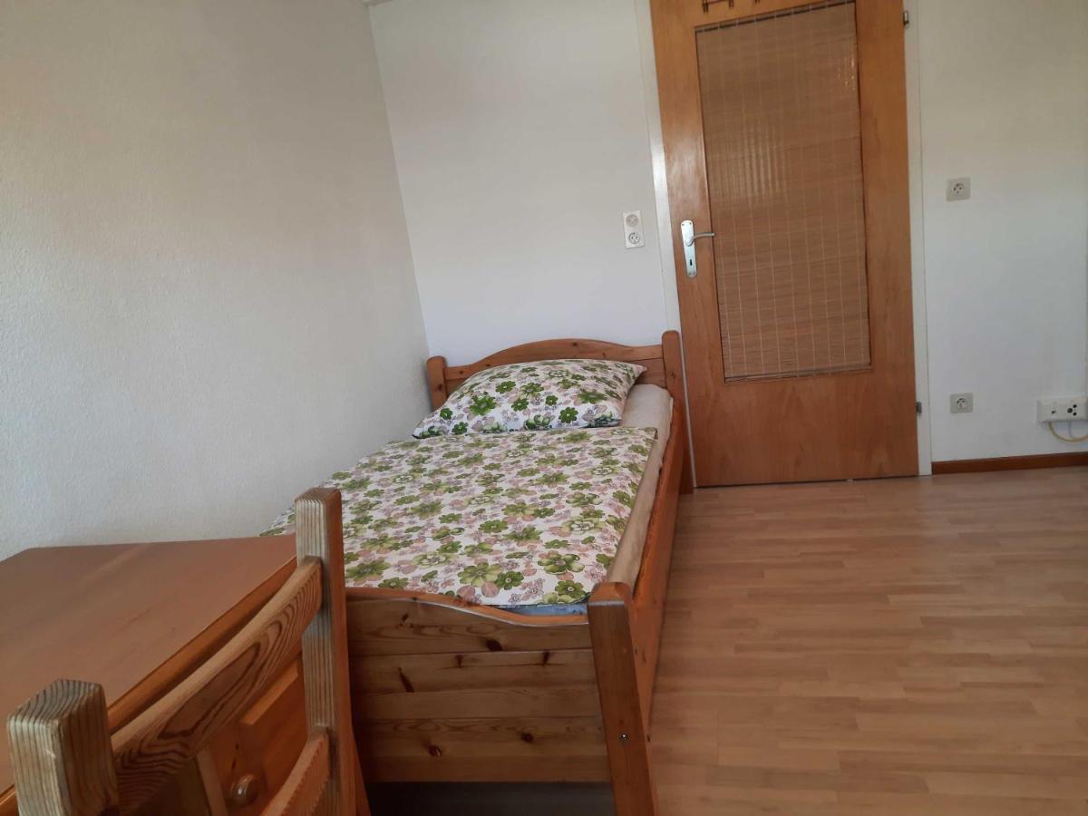 Haus Waldeck Apartment Furtwangen Bagian luar foto